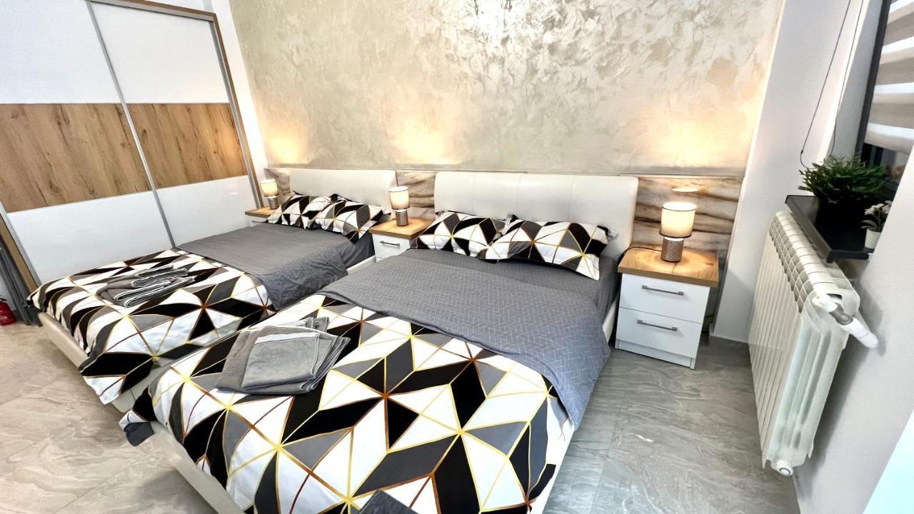 Seaview Deluxe Double Studio - Beachfront Resort Năvodari Extérieur photo